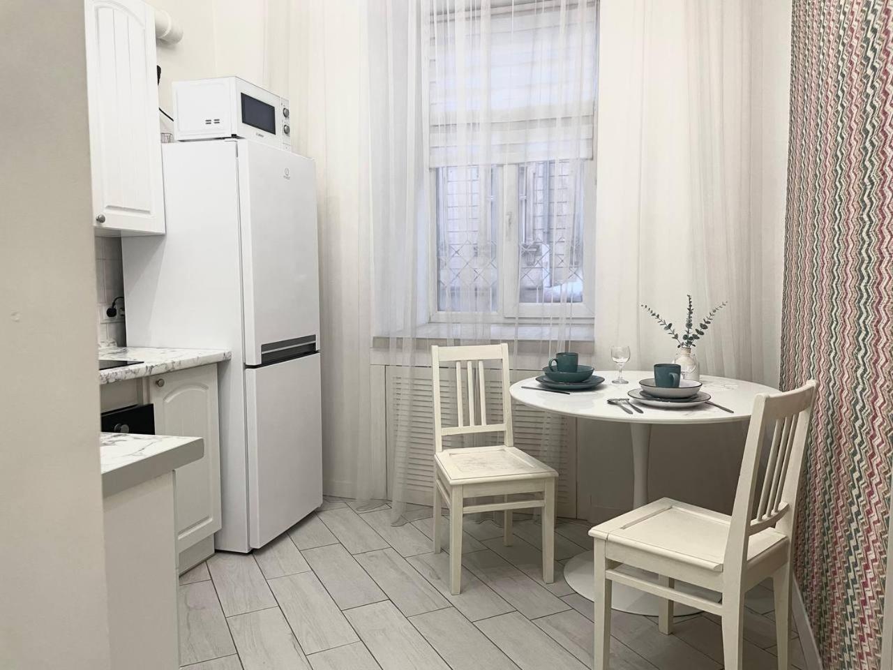 Куліша 15, Апартаменти В Центрі,Тц Форум,Оперний Λβιβ Εξωτερικό φωτογραφία